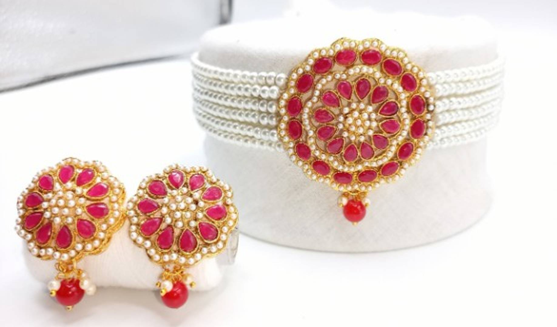 Women's Designer Necklace Earrings Set